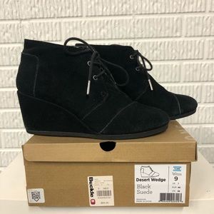 Toms Desert Wedge Black Suede Size 9